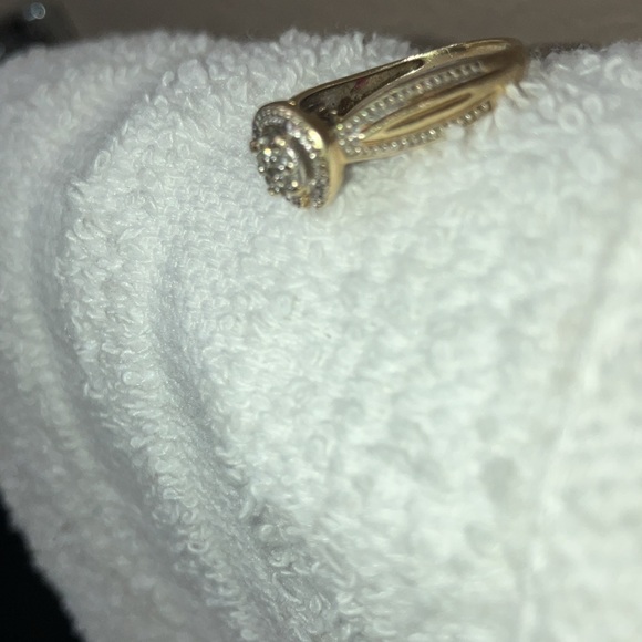 14k gold engagement ring. I paired 1500 I’m asking 400 - Picture 2 of 3